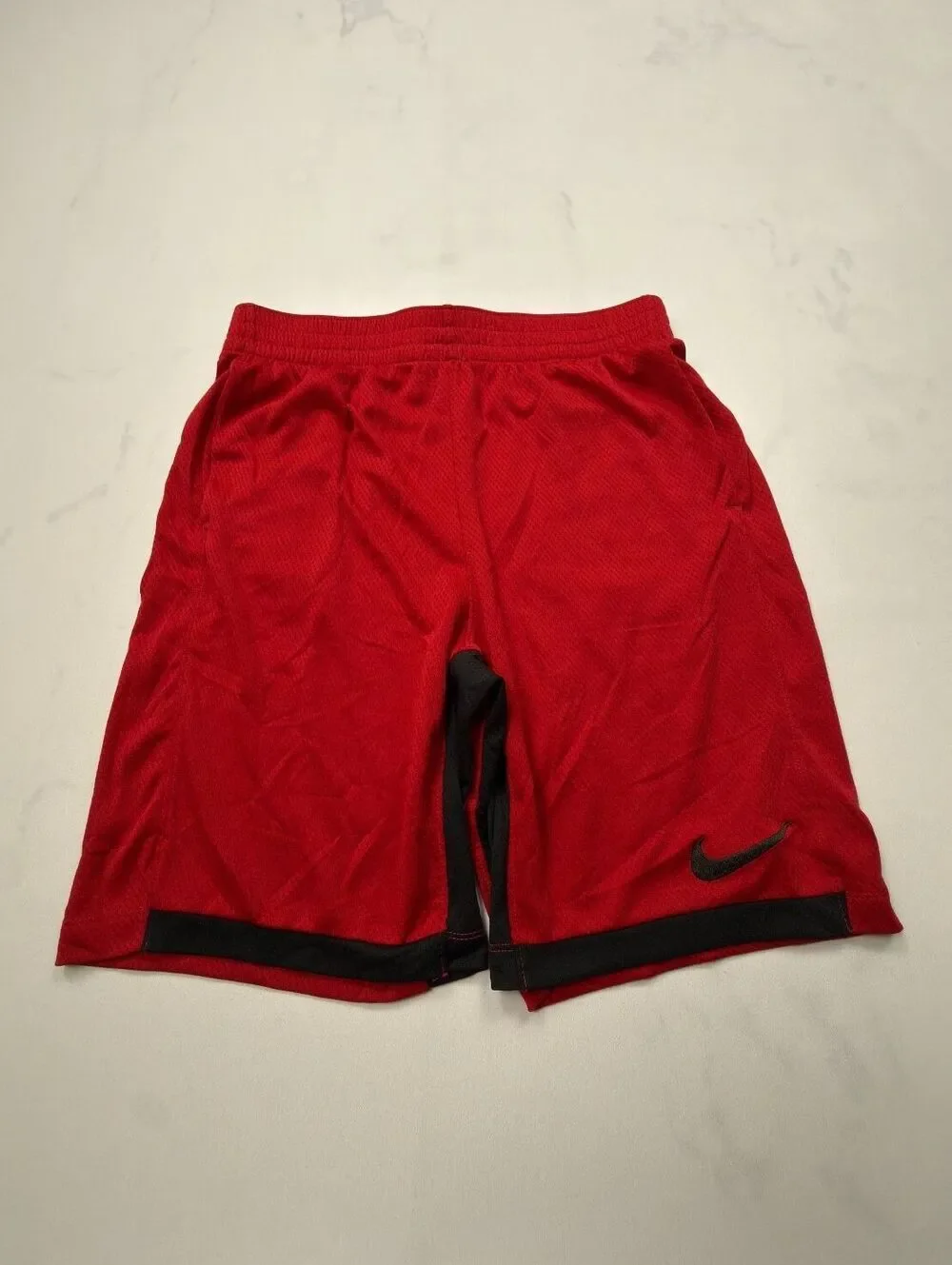 Nike Basketball Shorts Red Athletic Sport Gym - Boys L+ Husky
